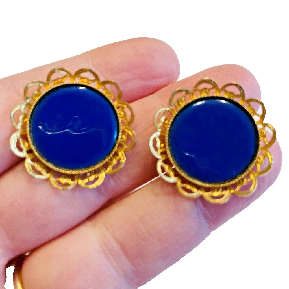 Vintage Mid Century Cufflinks Blue Enamel Rounds Gold Tone Filigree Surround